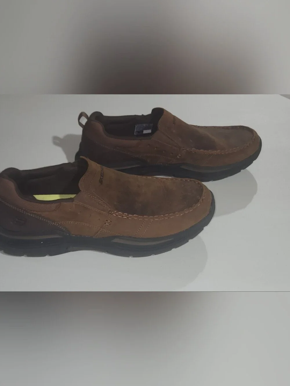 Skechers brown slip